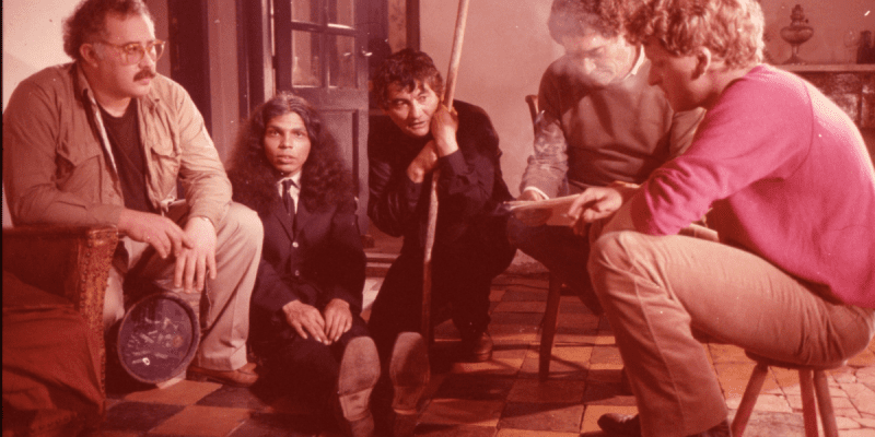 Diálogos Exiliados (25): El techo de la ballena